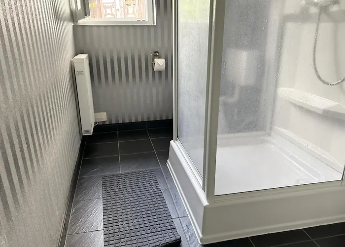 Mini Apartment Mit Garten Und Kueche